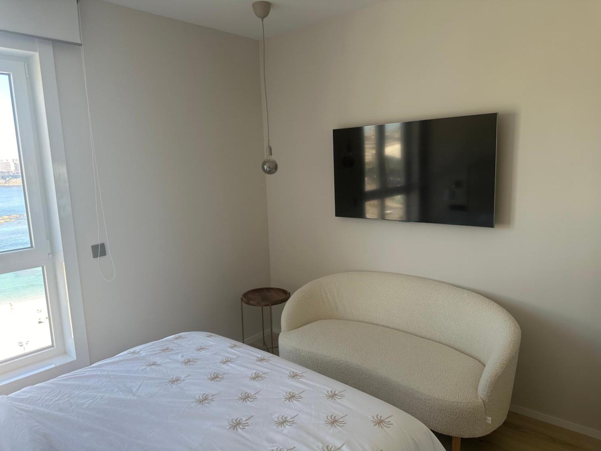 Piso Con Vistas A La Playa De Riazor Apartment A Coruna Ngoại thất bức ảnh