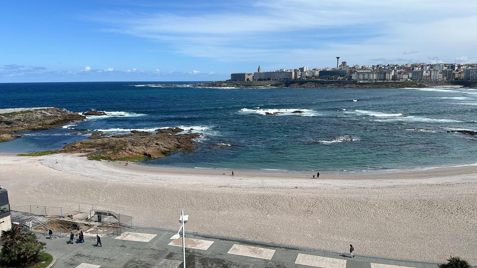 Piso Con Vistas A La Playa De Riazor Apartment A Coruna Ngoại thất bức ảnh